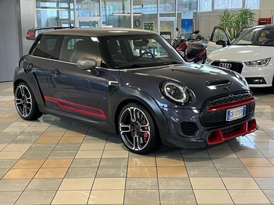 Usato 2020 Mini John Cooper Works 2.0 Benzin 306 CV (37.500 €)