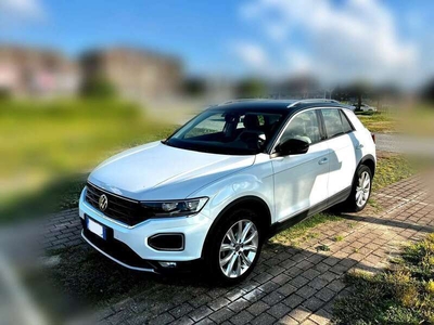 Usato 2020 VW T-Roc 1.5 Benzin 150 CV (24.900 €)