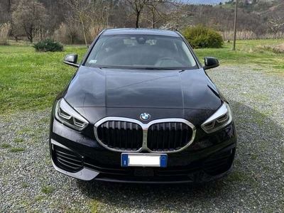Usato 2021 BMW 118 1.5 Benzin 136 CV (23.000 €)