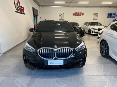 Usato 2021 BMW 118 1.5 Benzin 136 CV (23.900 €)