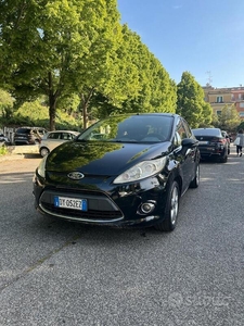 Venduto Ford Fiesta 5ªserie Titanium . - auto usate in vendita