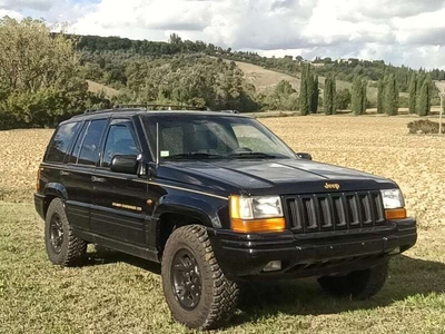 Venduto Jeep Grand Cherokee 4.0 LIMIT. - auto usate in vendita