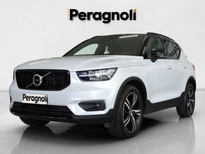 Volvo XC40 D3 AWD R-design N1 usato