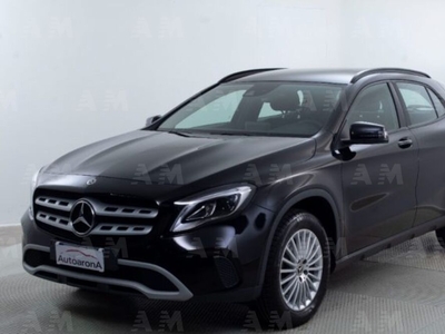 Mercedes-Benz GLA SUV 200 d Business usato