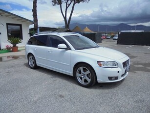 2012 VOLVO V50