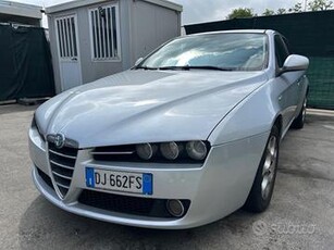 Alfa Romeo 159 1.9 JTDm 16V Sportwagon Distinctive