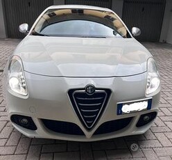 Alfa Romeo Giulietta +gomm inver +4cerchi