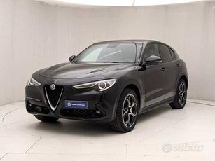 Alfa Romeo Stelvio 2.2 Turbodiesel 150 CV AT8 RWD