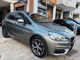 Bmw 218d Active Tourer Luxury C.Automatico-Navi-Pe