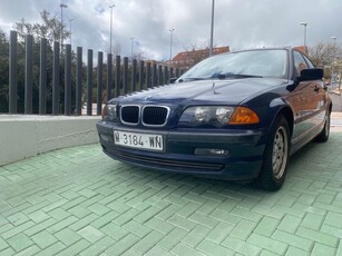 BMW 318i Nacional único propietario