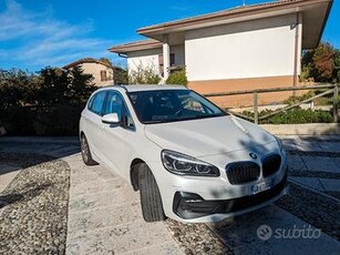 BMW Serie 2 A.T. con pochi KM e Tagliando pagato