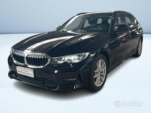 BMW Serie 3 320d Touring mhev 48V xdrive Business