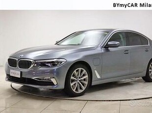 BMW Serie 5 530e Luxury auto