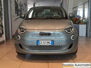 FIAT 500 La Prima 3+1 42 kWh