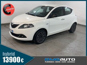 Lancia Ypsilon 1.0 FireFly 5 porte S&S Hybryd Gold