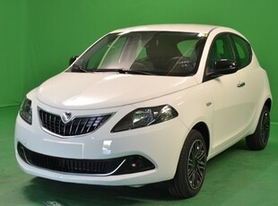 Lancia Ypsilon 1.0 FireFly