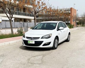 Opel Astra 1.4 Turbo 140CV