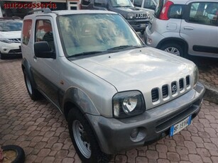 Suzuki Jimny 1.3i 16V cat 4WD JLX usato