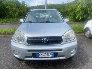 Toyota RAV4 2.0 16V