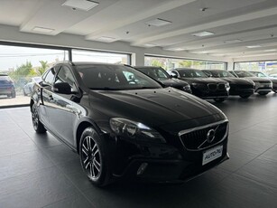 Volvo V40 Cross Country D2