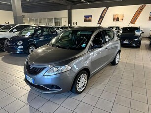 Lancia Ypsilon 1.2 69 CV