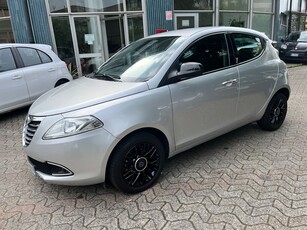 Lancia Ypsilon 1.2 69 CV