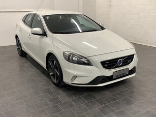 Volvo V40 D2