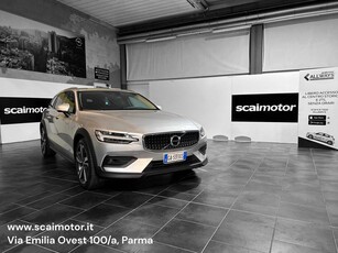 Volvo V60 Cross Country D4