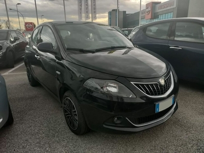 Lancia Ypsilon 1.0 FireFly