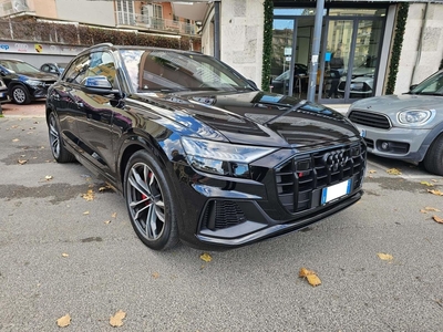 Audi SQ8