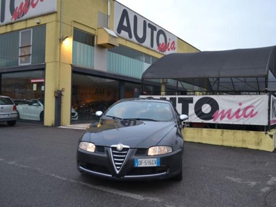 Alfa Romeo GT 1.9 JTDM 16V Distinctive Q2 usato
