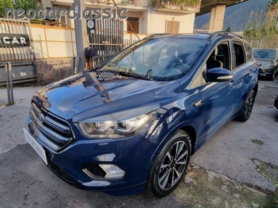 Ford Kuga 2.0 TDCI 150 CV S&S 4WD ST-Line usato
