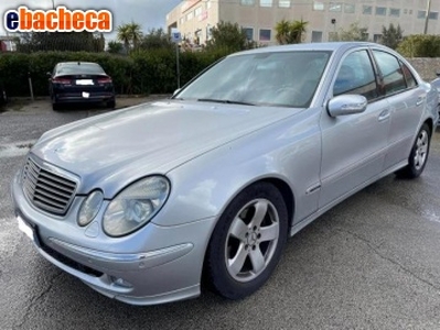 Mercedes - classe e -..