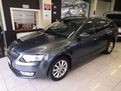 Skoda Octavia Station Wagon 1.6 TDI CR 110 Wagon Executive GreenLine usato