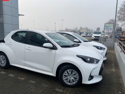 Toyota Yaris Active usato