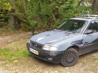 Usato 1996 Opel Astra 1.7 Diesel 82 CV (250 €)
