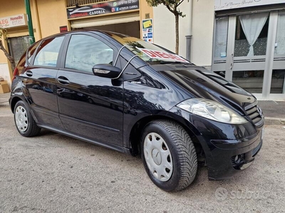 Usato 2006 Mercedes A160 2.0 Diesel 82 CV (1.800 €)