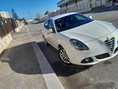 Usato 2015 Alfa Romeo Alfa 6 1.6 Diesel 105 CV (11.500 €)