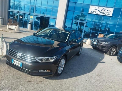 Usato 2015 VW Passat 1.6 Diesel 120 CV (11.500 €)