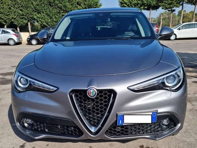 Usato 2017 Alfa Romeo Stelvio 2.1 Diesel 209 CV (34.999 €)