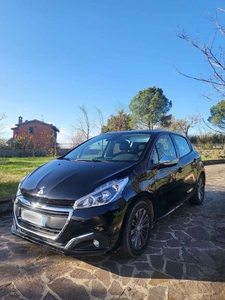 Usato 2019 Peugeot 208 1.5 Diesel 102 CV (12.500 €)