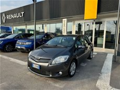 Toyota Auris 1.6 5 porte Sol my 10 del 2010 usata a Montebelluna