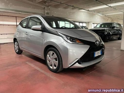 Toyota Aygo 1.0 VVT-i 69 CV x-play*UNICO PROP*IVA ESPOSTA Collegno