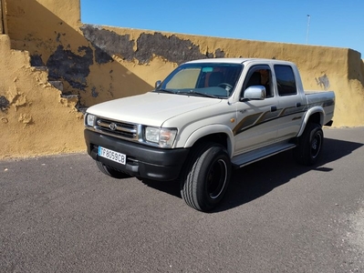 Toyota Hilux 2000