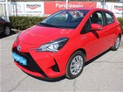 Toyota Yaris 1.5 Hybrid 5 porte Cool del 2018 usata a Roma