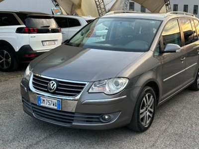 Volkswagen Touran 2.0 TDI DPF usato