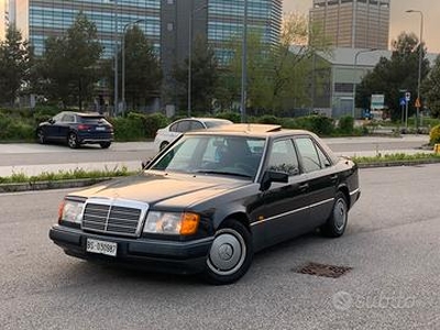 1991 Mercedes E200 benzina e gpl ASI