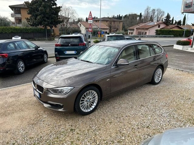 BMW Serie 3 Touring 330dA xDrive Luxury usato