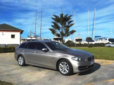 BMW Serie 5 Touring 520d xDrive Business aut. nuovo