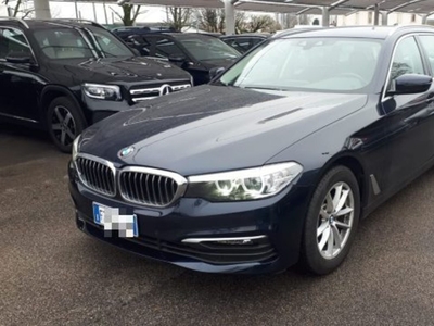 BMW Serie 5 Touring 520d xDrive Business usato